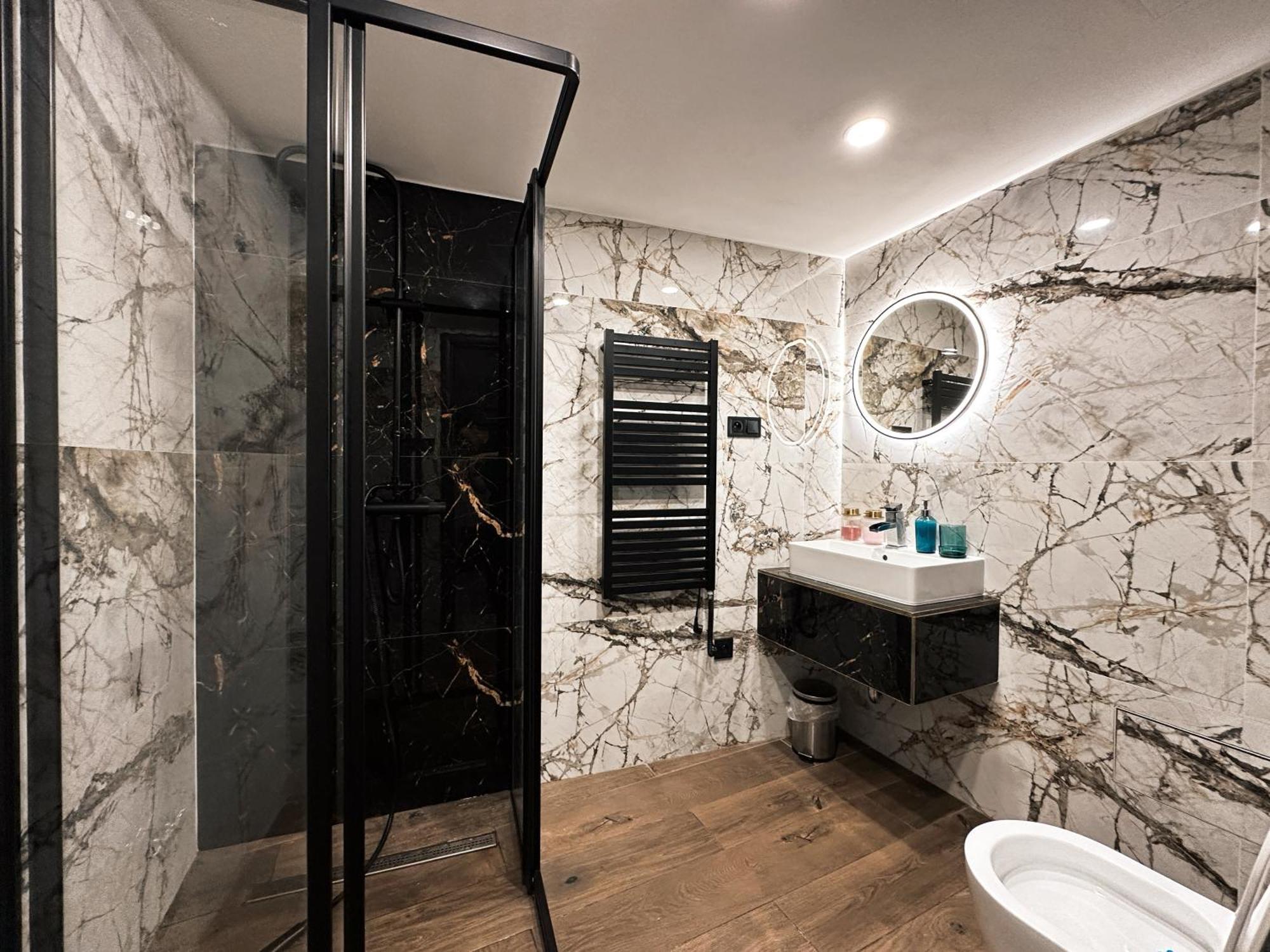 Contemporary Jindrisska Apartment Prague Luaran gambar